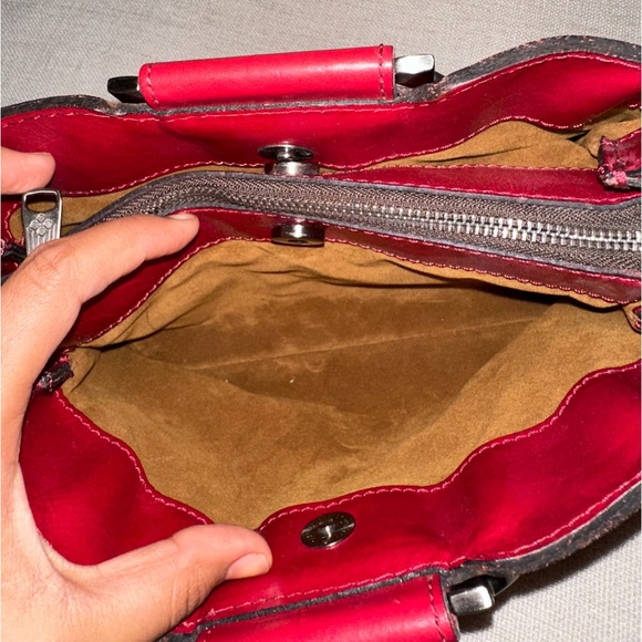 Patricia Nash Empoli leather satchel (scarlet) - Picture 9 of 12